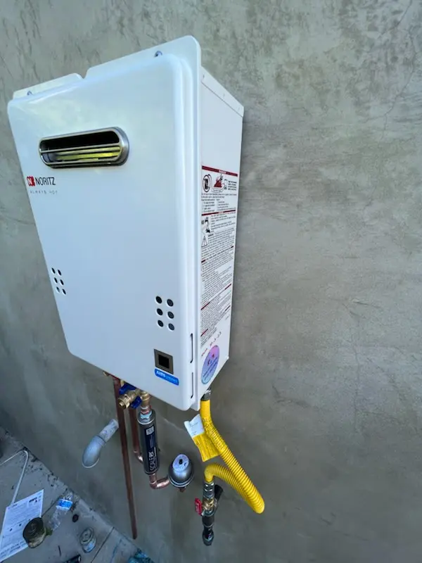 Tankless water heater installation for Champaign homes